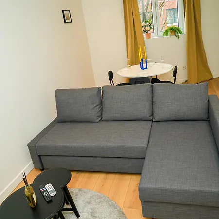 Lovely 1br & 1lr For 4p, Only 15 Min Walk To Center Apartment Ghent